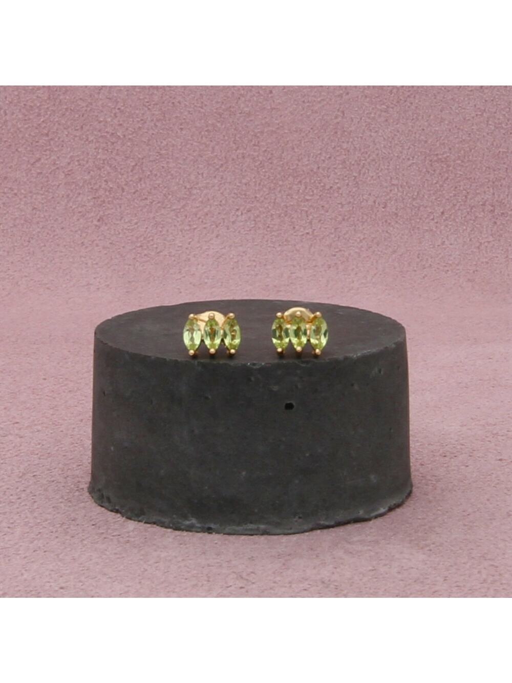 bony levy 14k yellow gold marquise-cut peridot stud earrings